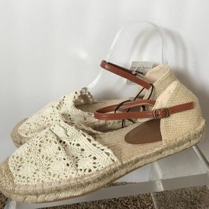 Crochet espadrilles cream lace ankle strap